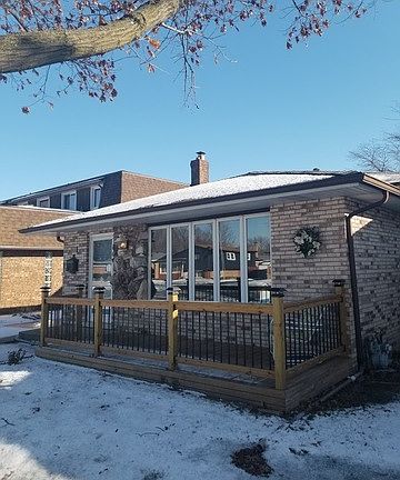 3rd image of 9715 Mansfield Ave