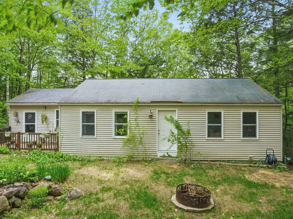 37 Thorndike Road, Weare, NH 03281