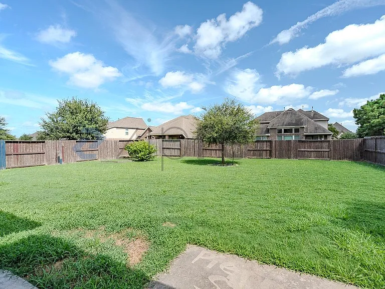 3543 Whitman Dr — Photo 38
