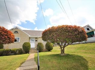 2714 Sumner St, Natrona Heights, PA 15065