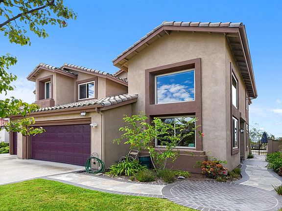 2nd image of 614 Cabezon Pl
