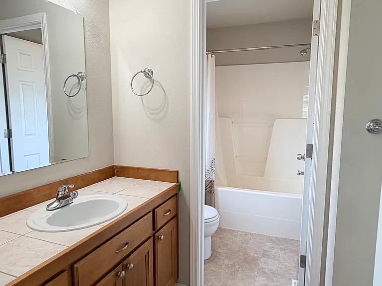 17608 Panorama Blvd E — Photo 11