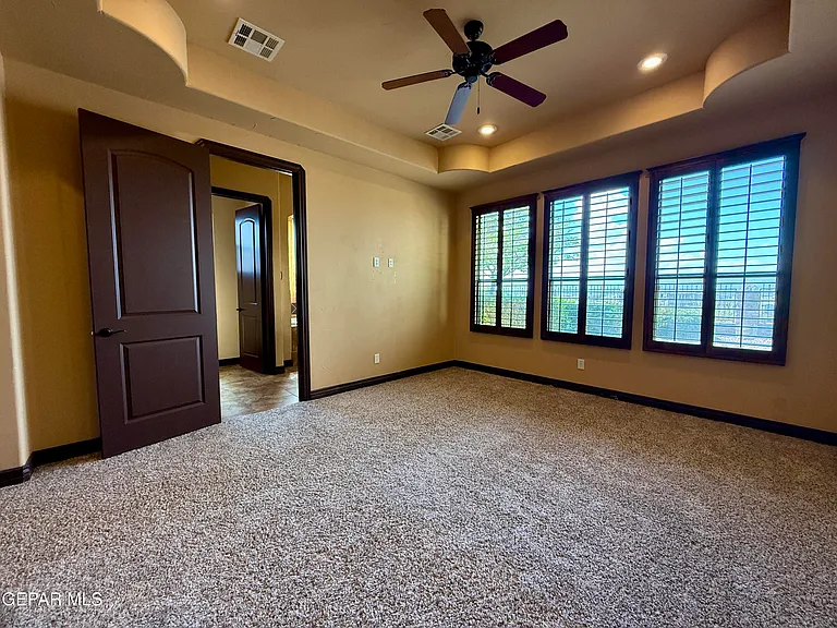 7331 Brays Landing Dr — Photo 17