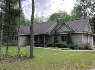 1679 Round Lake Rd, Interlochen, MI 49643