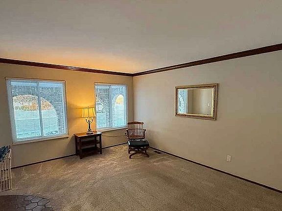 3rd image of 16306 E Hill Dr
