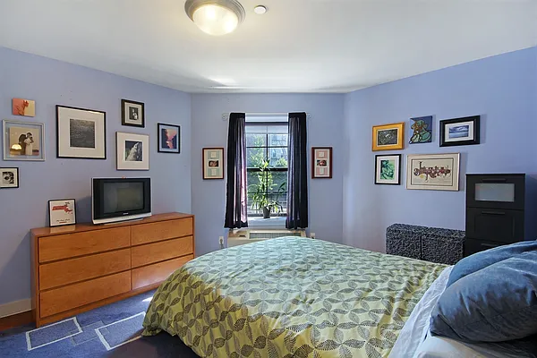 Sold by Corcoran | media 3