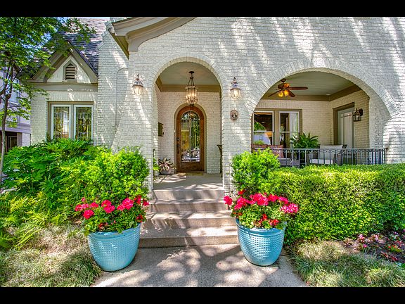 3rd image of 3524 McFarlin Blvd