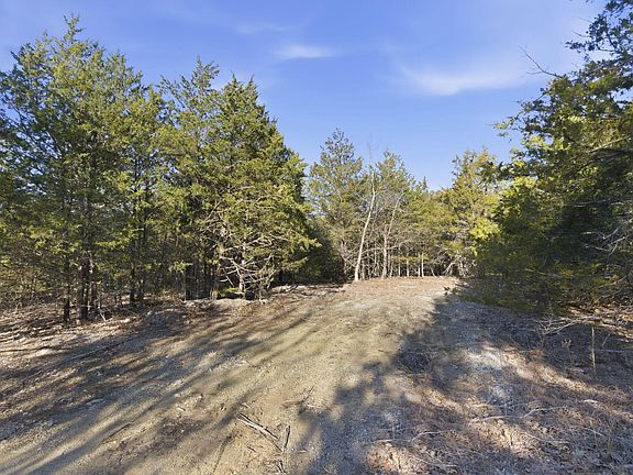 3rd image of Lot 12 Crows Nest Trail