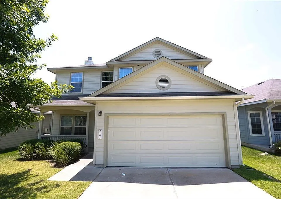 2107 Charlotte Estates Dr
