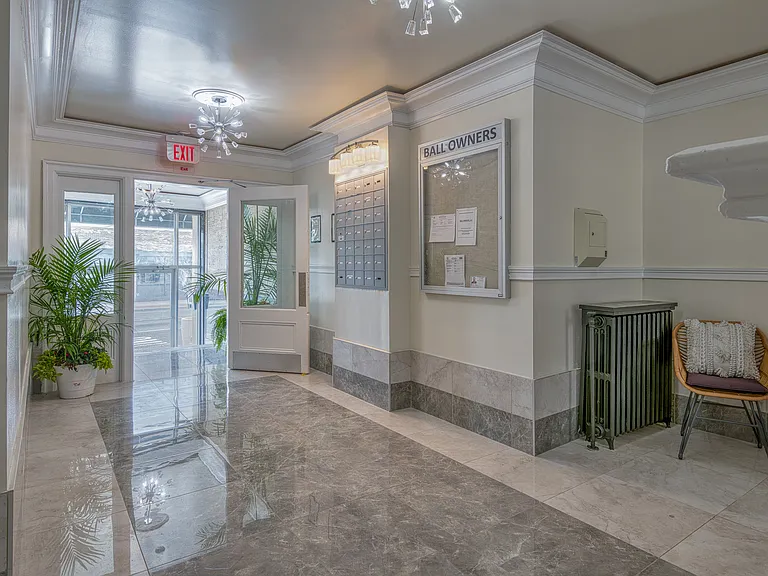 155 EVERGREEN PLACE — Photo 11