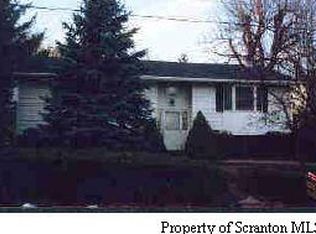 45 Shamrock Ave, Carbondale, PA 18407