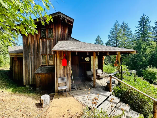 3820 Thomas Rd, Miranda, CA 95553