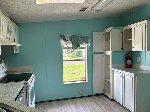 3rd image of 2327 Thoreau Dr #20