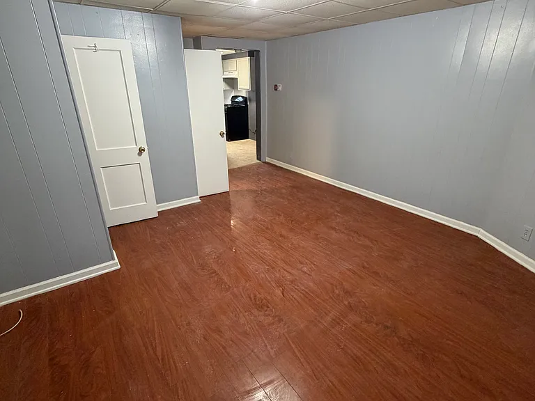 1333 Elbridge St #1 — Photo 1
