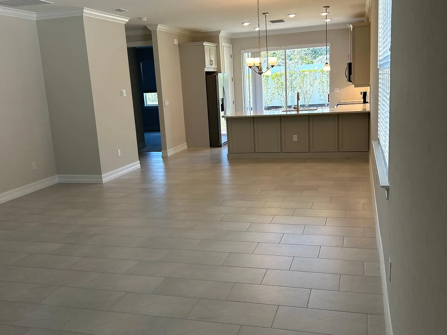 2 bed, 1544 sqft, $2,800 — Photo 2