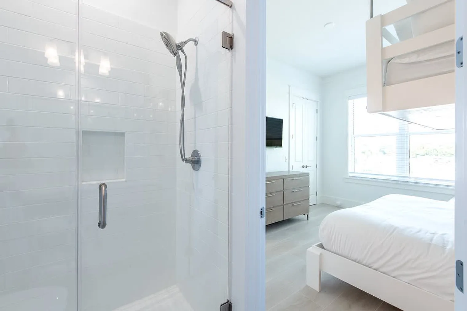 7 bed, 6.0 bath, $31,601 — Photo 4
