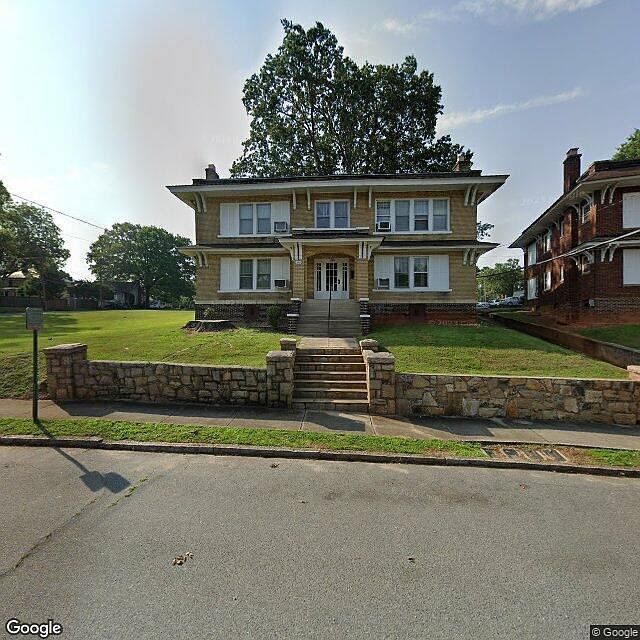 1st image of 805 S Ellis St #4