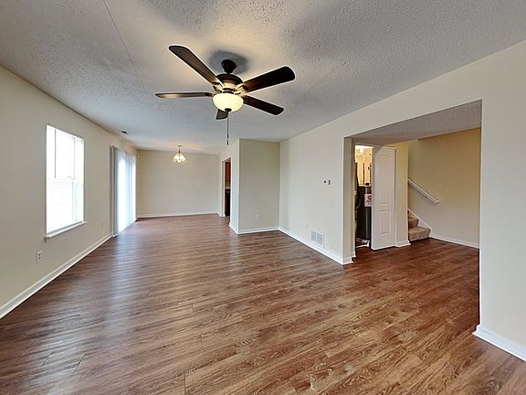5th image of 4116 Candy Apple Ct