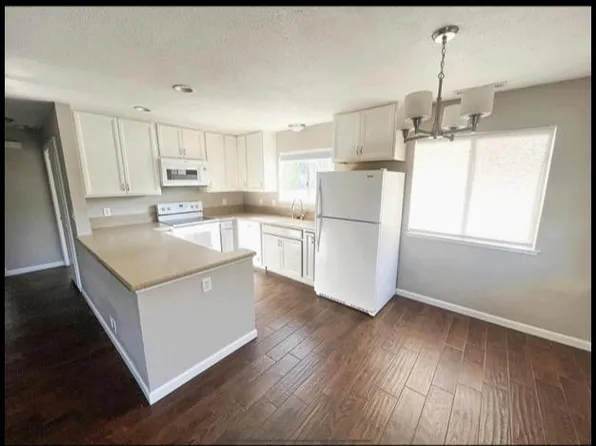 2660 Woodridge Ct APT 14, Placerville, CA 95667