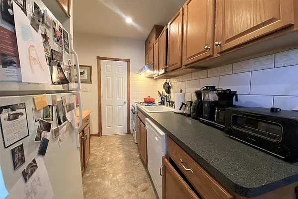 Rented by Douglas Elliman | media 3