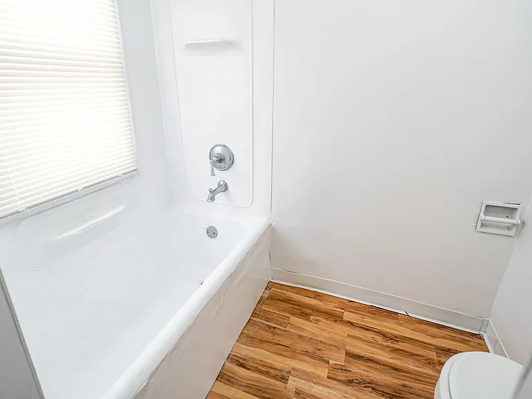 2955 N 17th St #B — Photo 4
