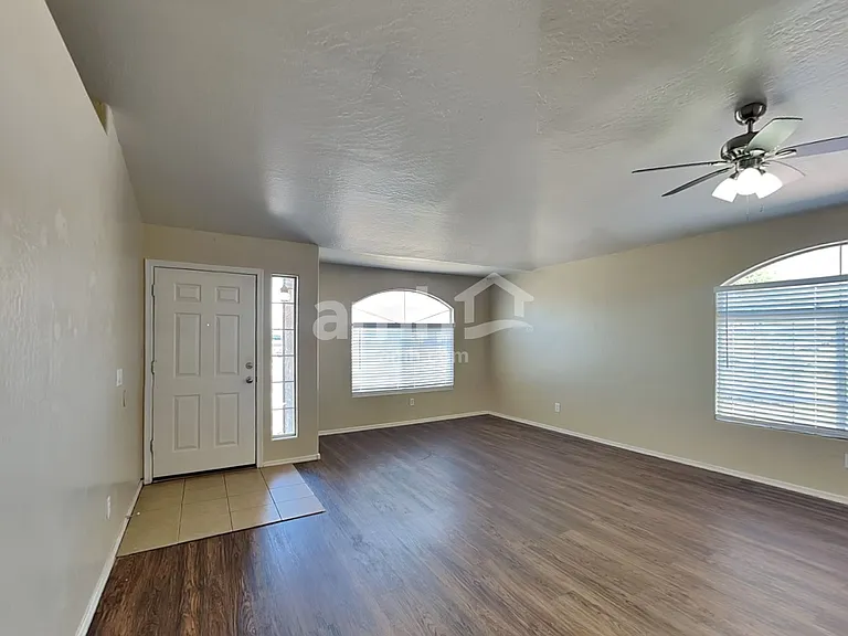 3537 E Murrieta Rd — Photo 5