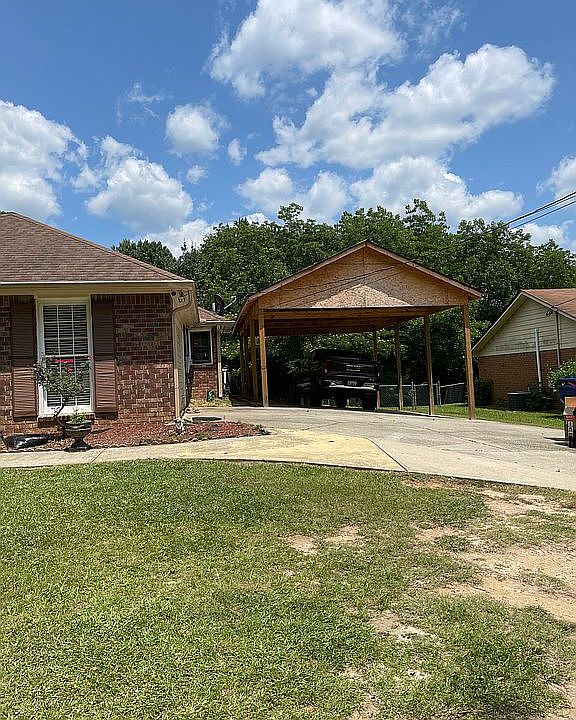2nd image of 3522 Lake Carlton Rd
