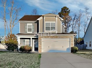 616 Smithridge Way, Fuquay Varina, NC 27526