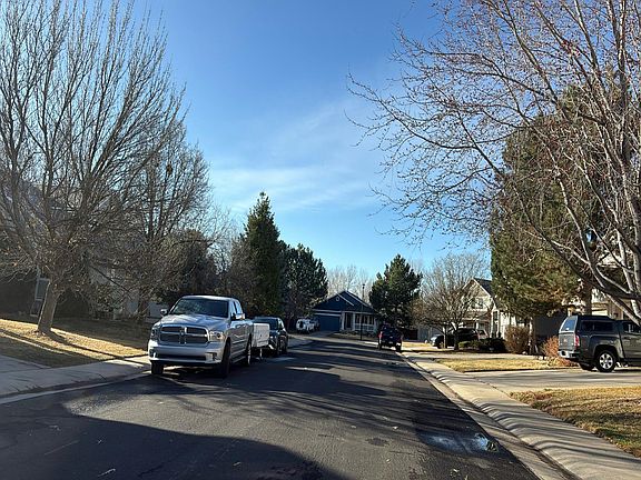 5th image of 6292 Taft St