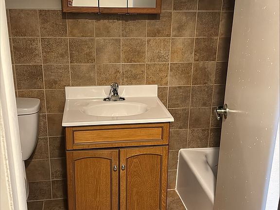 4th image of 4908 Harold Ave #1B