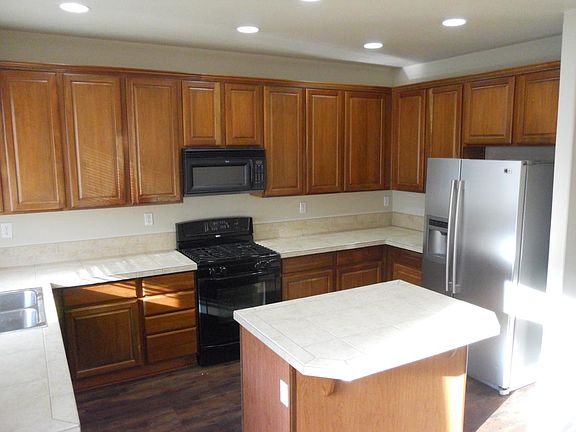 3rd image of 4810 SE Northwood Way