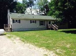 4695 Duce Rd, Avoca, MI 48006