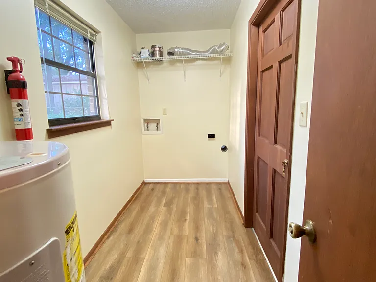 laundry room off kitchen