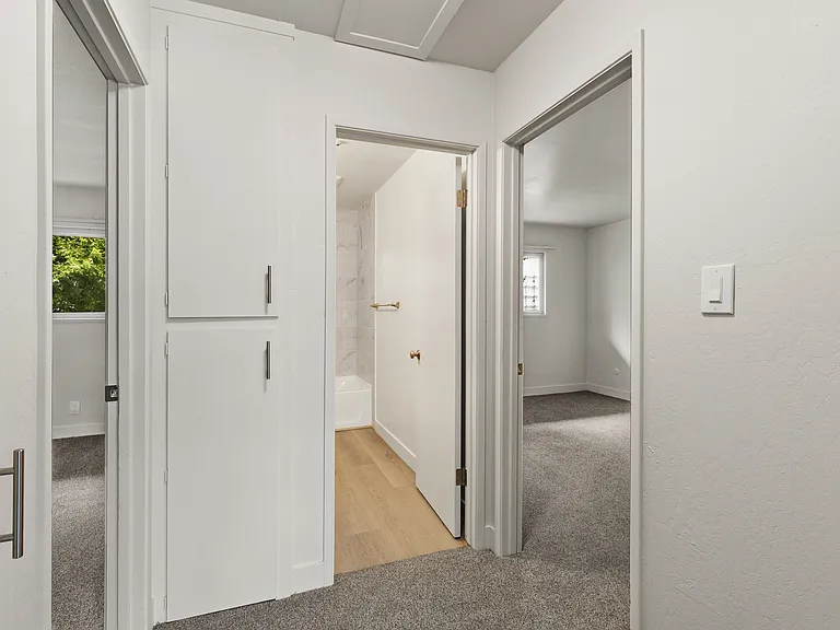 Los Robles Apartments — Photo 19