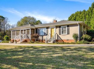 128 Pineridge Dr, Belton, SC 29627