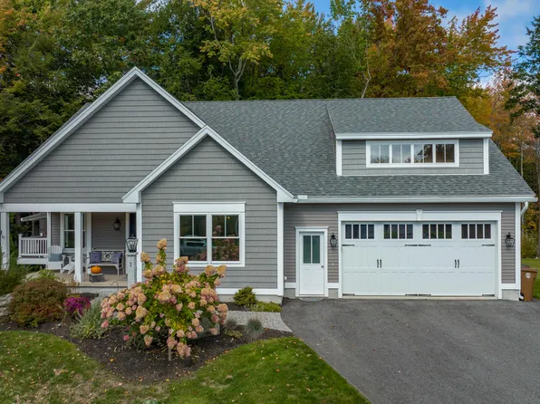 2 Taylor Berry Lane, Saco, ME 04072