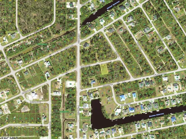 12317 Edwards Rd, Port Charlotte, FL 33981