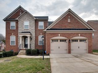 7501 Thornwood Ct, Mount Juliet, TN 37122