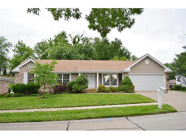 7501 Piney Pointe Dr photo 1