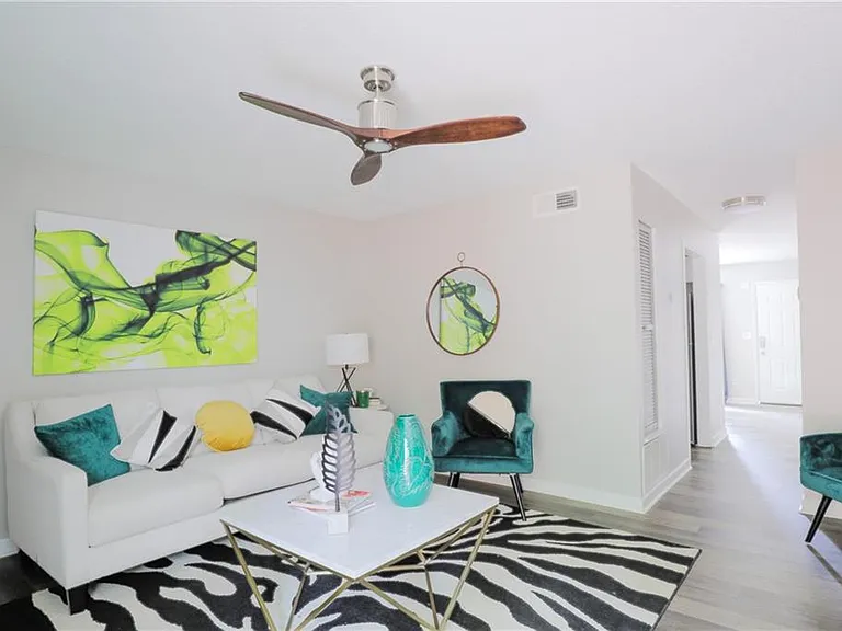 6463 Klinect Ct — Photo 28