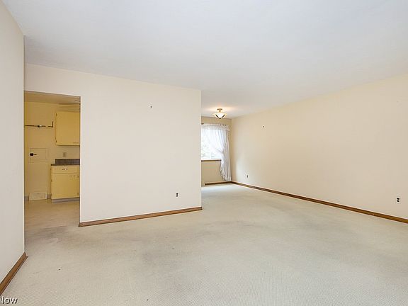 5th image of 3520 W 212th St