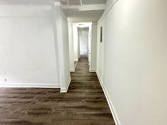 4th image of 24-36 29th St