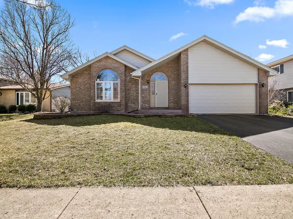 5313 Imperial Dr, Richton Park, IL 60471