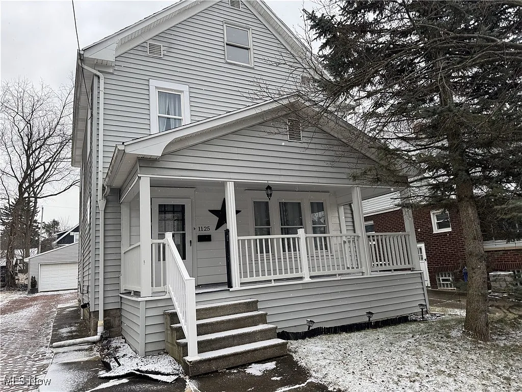 1125 Big Falls Ave photo 1
