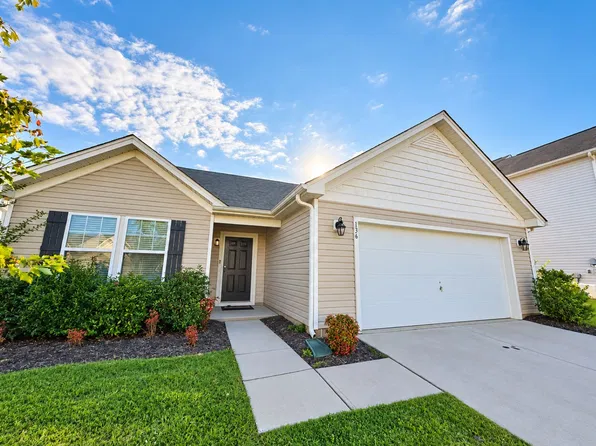 136 Hidden Lakes Rd, Statesville, NC 28677