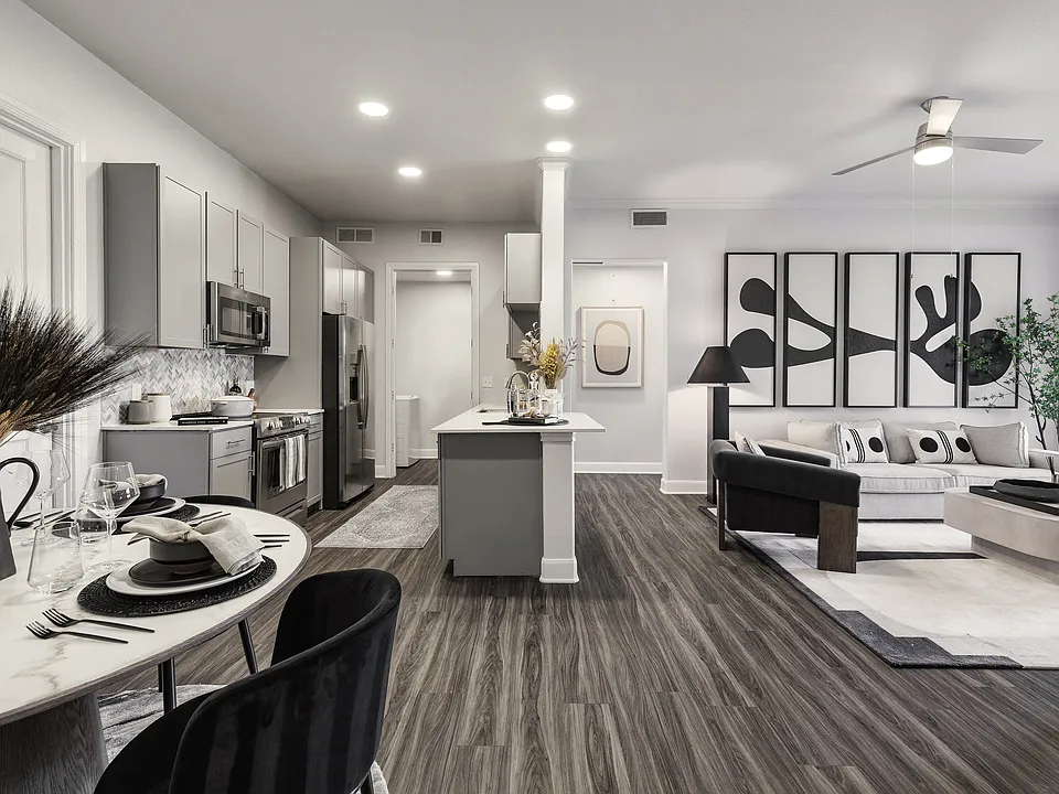 3500 Westlake Apartments