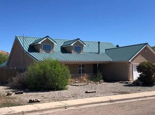 494 Vegas Dr, Las Vegas, NM 87701