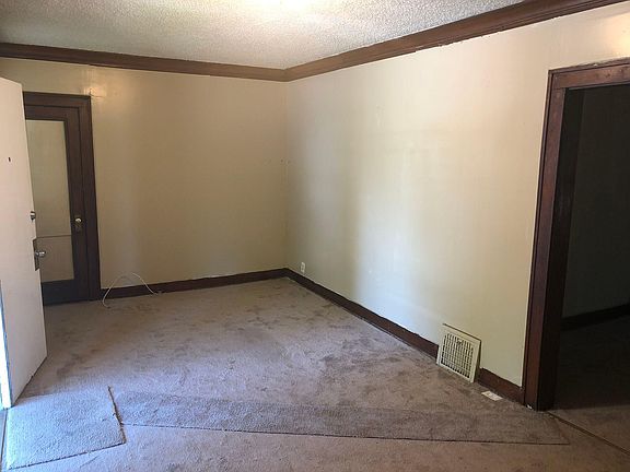 5th image of 5910 Wabash Ave