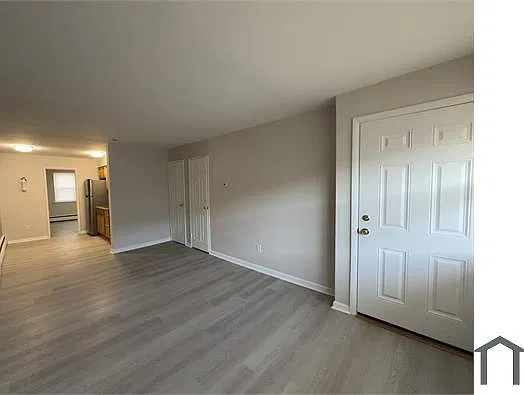 1 bed, 800 sqft, $1,350 — Photo 1