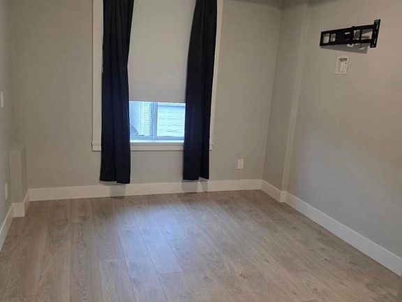 4th image of 14818 60th Ave #211